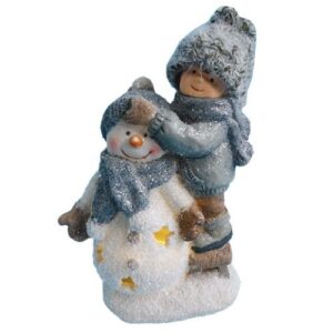 ukrasna figura dečak i sneško belić