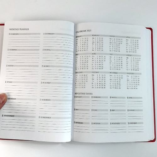 kvalitetan rokovnik sa lastišem vrhunskih korica